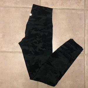 25” Lululemon Align Pants